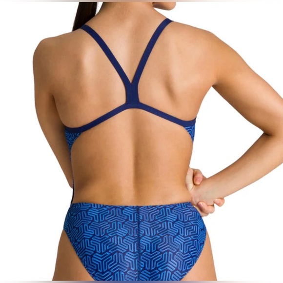 Women's size 24 Arena Kikko MaxLife Challenge Back One Piece Swimsuit - Picture 3 of 4